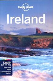 Lonely Planet Country Guide Ireland - (ISBN 9781741798241)